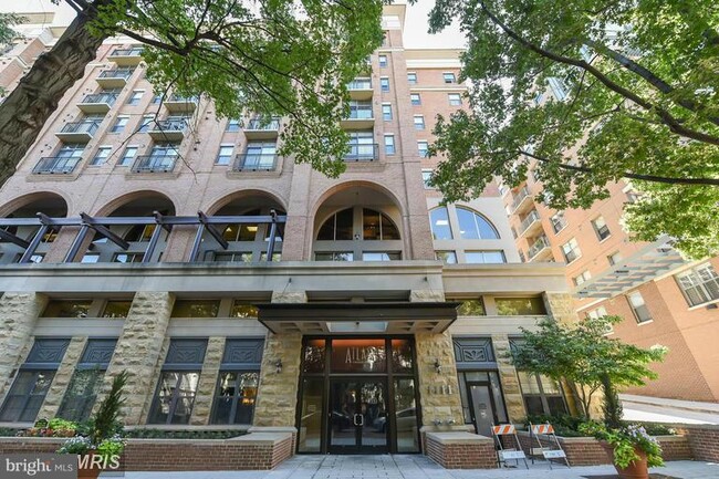 property at 1111 25th St NW