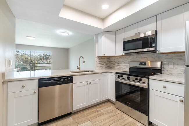 3602 S Beneva Rd in Sarasota, FL - Building Photo - Building Photo