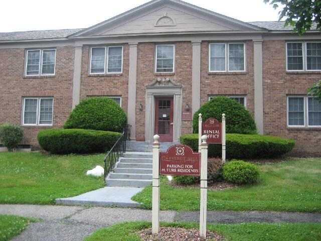 108 Northampton Rd-Unit -1C in Amsterdam, NY - Building Photo