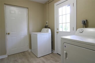 1388 Whitewood Dr in Deltona, FL - Building Photo - Building Photo