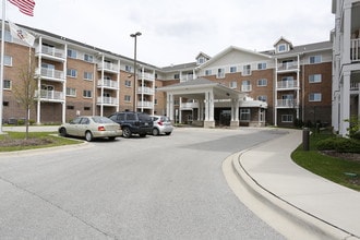 Thomas Place Orland Park in Orland Park, IL - Foto de edificio - Building Photo