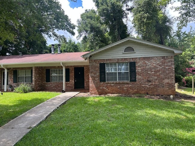 property at 2568 Panther Creek Rd