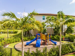 Alora West Palm Beach in West Palm Beach, FL - Foto de edificio - Building Photo