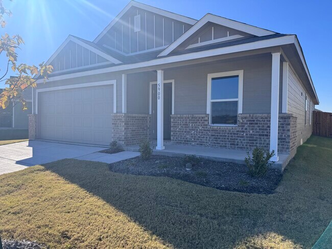 5900 Crystal Water Wy in Princeton, TX - Building Photo - Building Photo