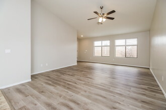 1794 W Desert Canyon Dr in San Tan Valley, AZ - Building Photo - Building Photo