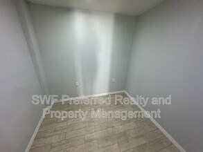 911 NW 62 Ave in Hollywood, FL - Building Photo - Building Photo
