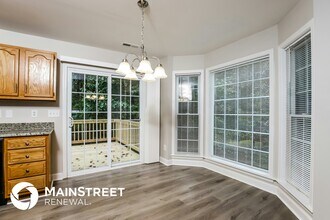 5232 Springhouse Farm Rd in Winston-Salem, NC - Foto de edificio - Building Photo