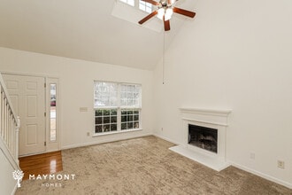 4806 Enclave Dr in Union City, GA - Building Photo - Building Photo