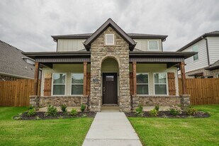 712 N Salem Rd in Fayetteville, AR - Building Photo