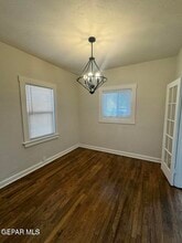 209 Hadlock St in El Paso, TX - Building Photo - Building Photo