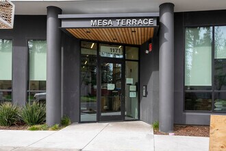 Mesa Terrace in San Jose, CA - Foto de edificio - Building Photo
