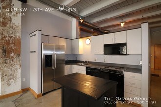 416 NW 13th Ave-Unit -#103 in Portland, OR - Foto de edificio - Building Photo