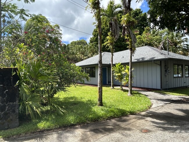 property at 15-2726-2726 Akule St