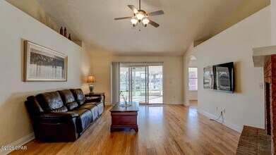 816 W 8th St Cir in Lynn Haven, FL - Building Photo - Building Photo