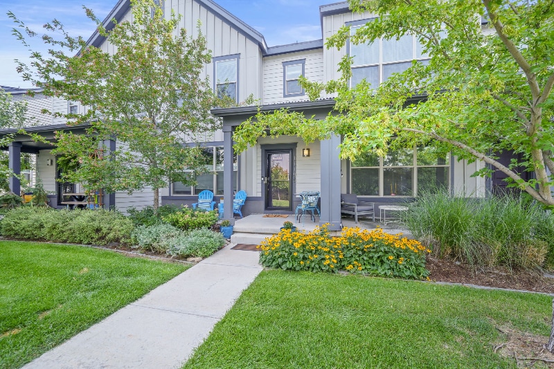 11185 E 25th Ave in Aurora, CO - Foto de edificio