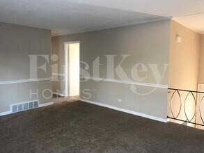 752 W Hawley St in Mundelein, IL - Building Photo - Building Photo