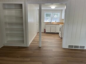 381 Eliot St in Ashland, MA - Building Photo - Building Photo