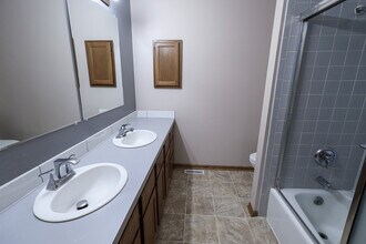 5500 S 31st St in Lincoln, NE - Building Photo - Building Photo