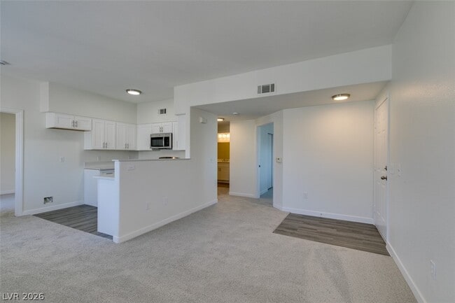 property at 3400 Cabana Dr