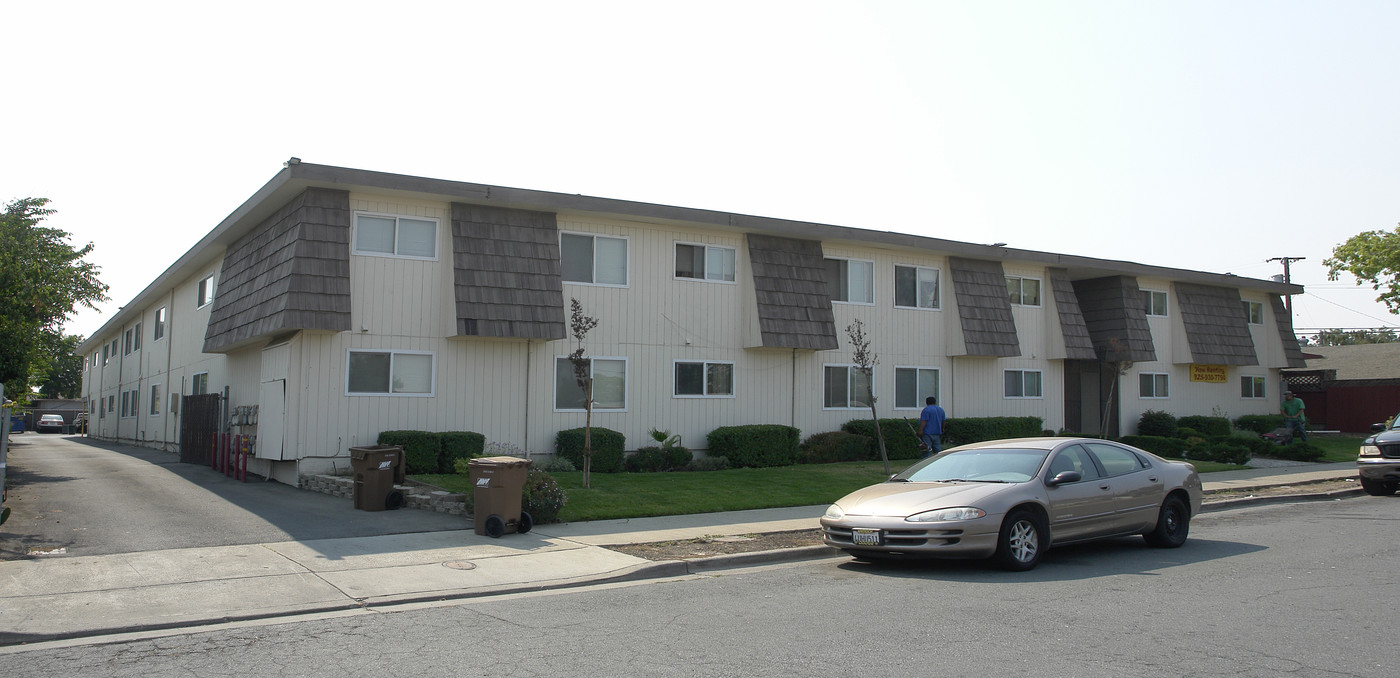 Casa Bonita in Antioch, CA - Building Photo