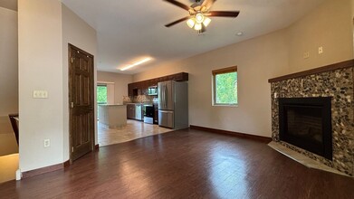 128 Village Dr in Gatlinburg, TN - Building Photo - Building Photo