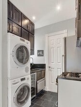 Barrow Street in New York, NY - Foto de edificio - Building Photo