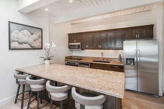 725 E Durant Ave in Aspen, CO - Building Photo - Building Photo