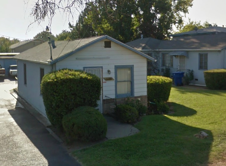 2430 Connie Dr in Sacramento, CA - Foto de edificio