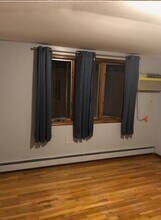 197 Aspinwall St, Unit 2 in Staten Island, NY - Foto de edificio - Building Photo