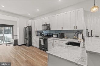 2232 S 17th St in Philadelphia, PA - Building Photo - Building Photo