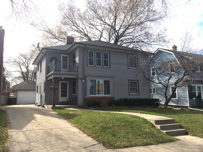 2329 N 72nd St, Unit Lower