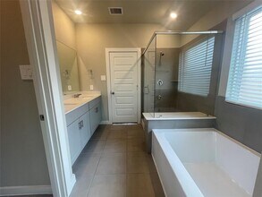 6406 Brazos Trl Dr in Richmond, TX - Building Photo - Building Photo