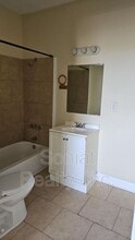6210 Hayne Blvd in New Orleans, LA - Building Photo - Building Photo