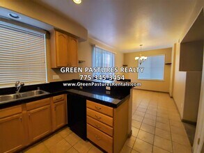 3836 Artadi Dr in Sparks, NV - Building Photo - Building Photo