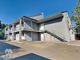 954 Berrum Ln, Unit 4 in Reno, NV - Building Photo