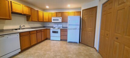 101 N Shore Dr in Belgrade, MT - Building Photo - Building Photo