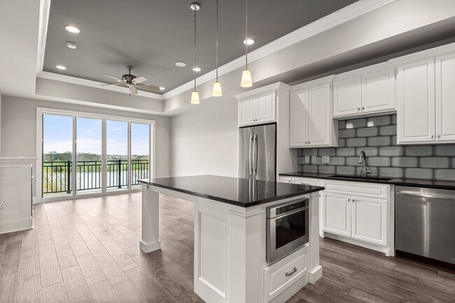1024 Club View Dr in Gallatin, TN - Building Photo - Building Photo