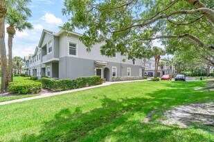 3116 Grandiflora Dr in Greenacres, FL - Building Photo