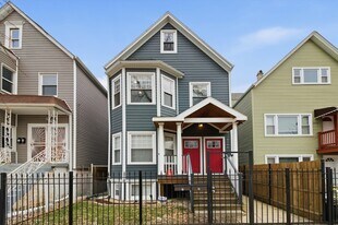 2726 N St Louis Ave in Chicago, IL - Building Photo