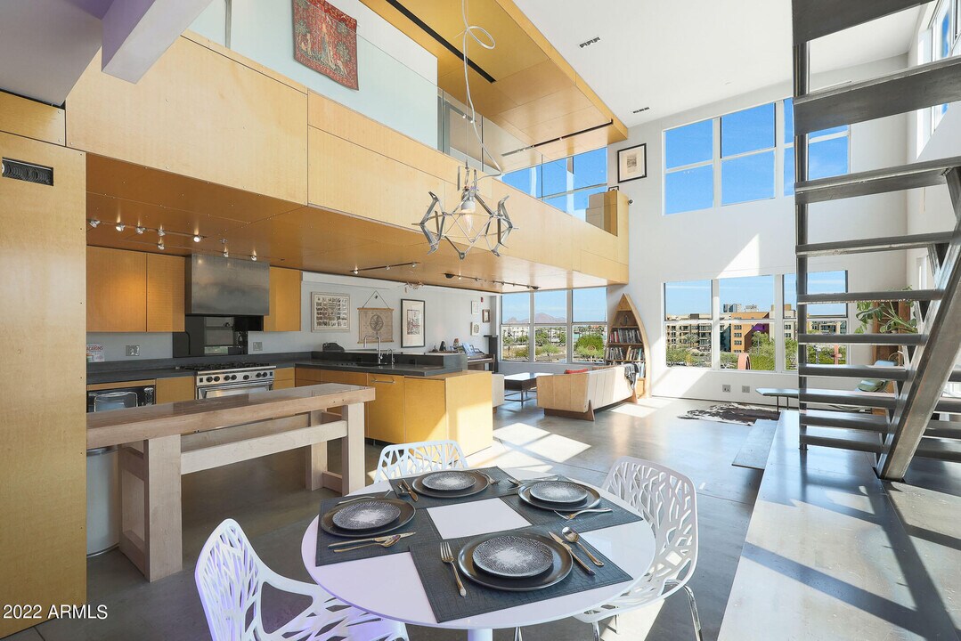 1326 N Central Ave-Unit -401 in Phoenix, AZ - Building Photo