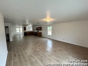 210 Butternut Blvd in San Antonio, TX - Building Photo - Building Photo
