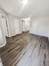 Pendleton Townhomes in Durham, NC - Building Photo - Building Photo