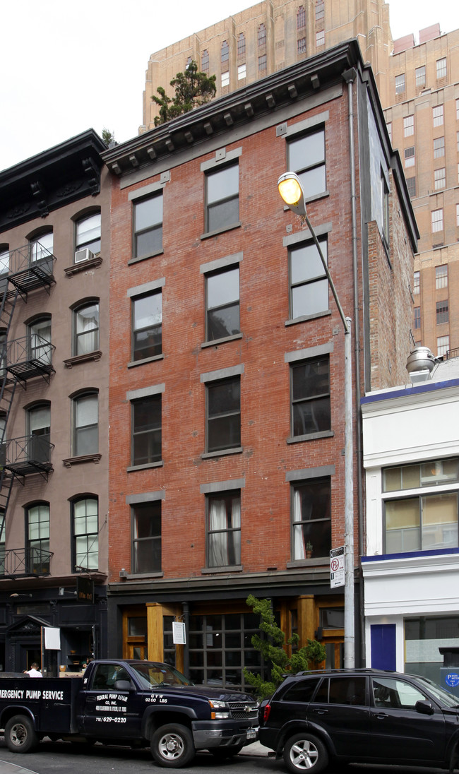 155 Duane St in New York, NY - Foto de edificio - Building Photo