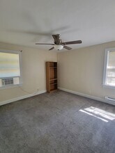 408 Hanbury Ave in Portsmouth, VA - Building Photo - Building Photo