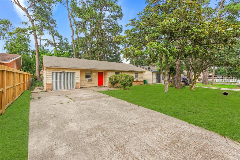 6511 Mohawk St in Houston, TX - Building Photo
