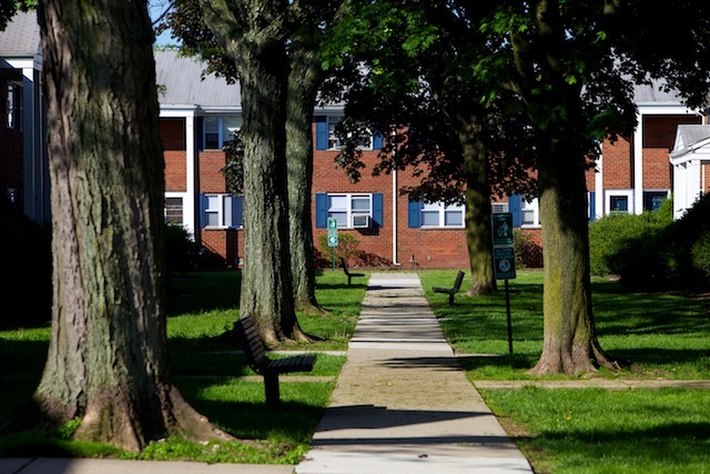 Martha Washington Apartments in Clifton, NJ - Foto de edificio - Building Photo