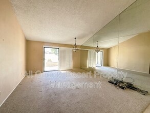 40595 Preston Trail in Palm Desert, CA - Building Photo - Building Photo