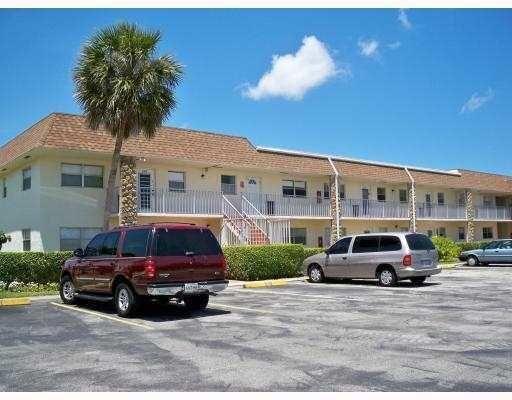 property at 9851 Sandalfoot Blvd