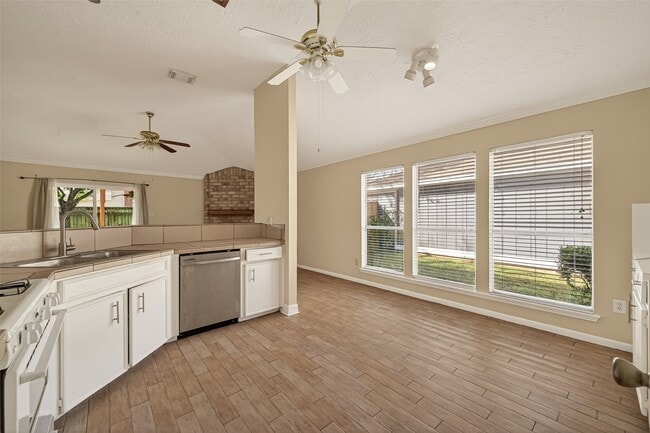 property at 20039 S Navaho Trail