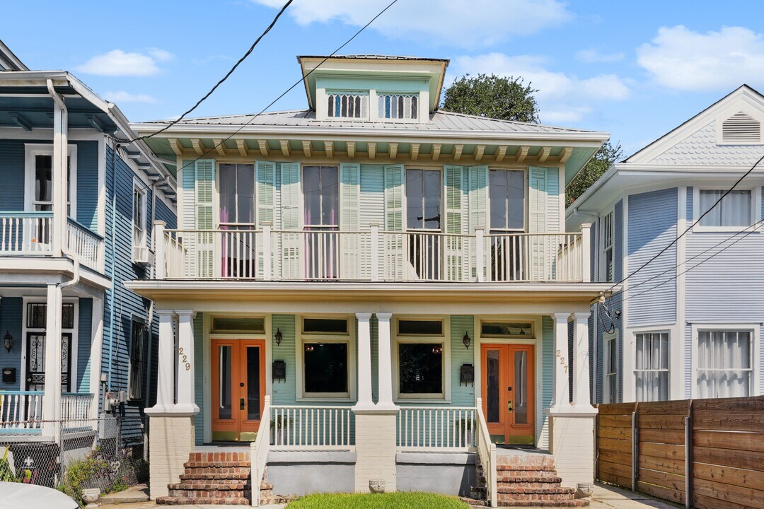 229 S Gayoso St in New Orleans, LA - Building Photo